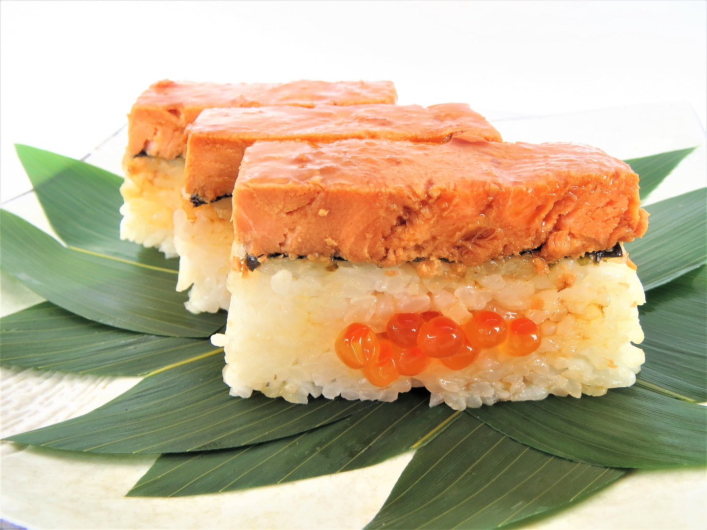 佐藤水産の鮭の棒鮨
